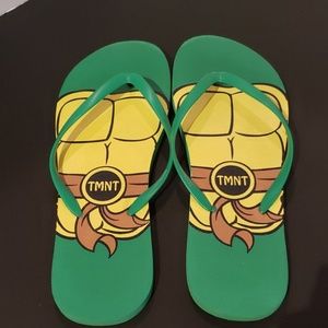 Tmnt woman's large 9-10 sandal